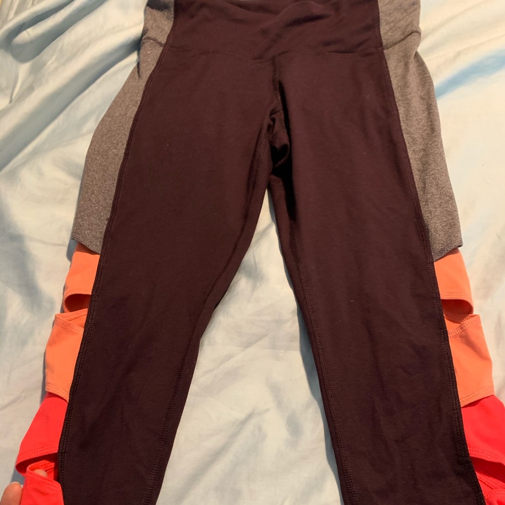 Champion cropped workout pants